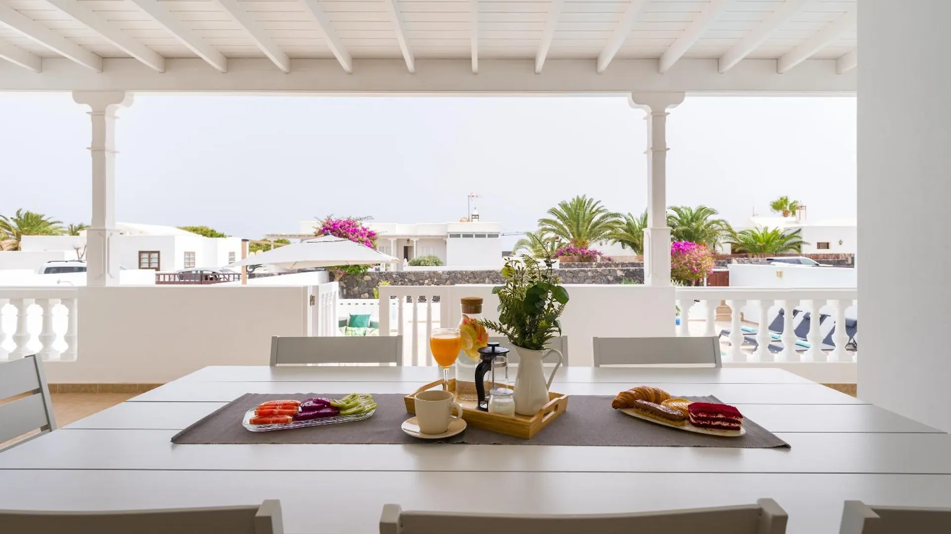 Villa Alli Puerto Calero 0*,  Spain
