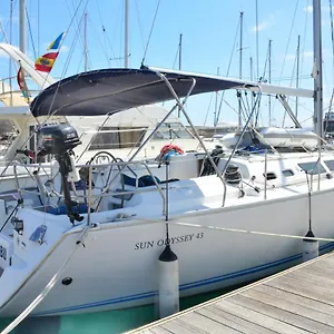 Bateau-hôtel Velero Babu, Puerto Calero